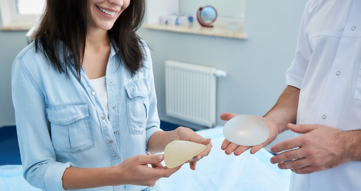 Implantátum kiválasztása mellnagyobbító mammoplasztika előtt